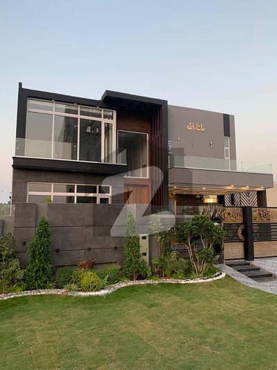"Exquisite One Kanal (20 Marla) Owner-Built Luxury Ultra-Modern House in DHA Phase 8 Sector V: A Haven of Elegance and Comfort"
