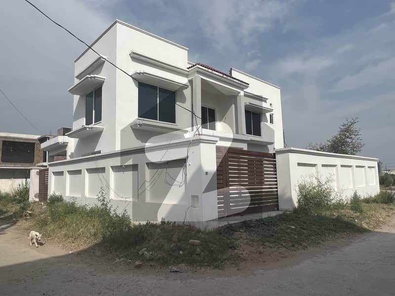 10 Marla Double Storey House With All Facilities For Sale
