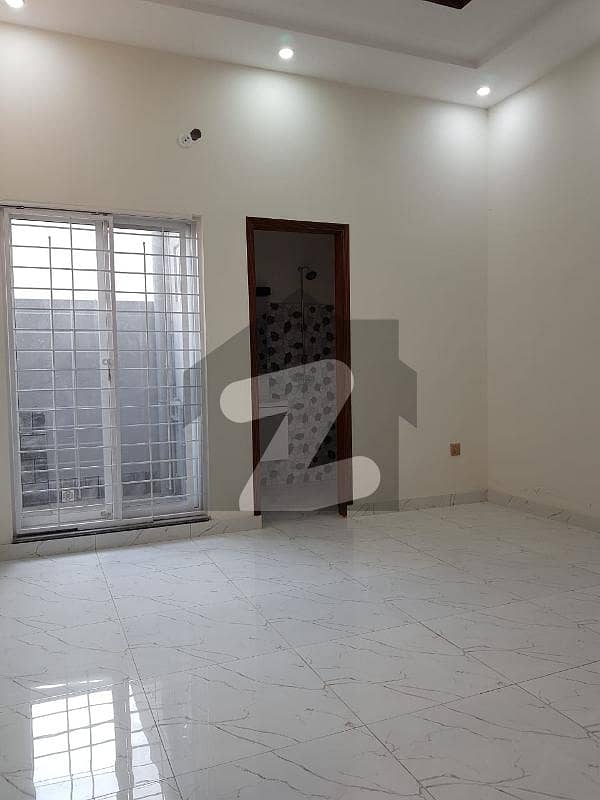 Prime Location Portion Sized 5 Marla In Mohlanwal - Block C
