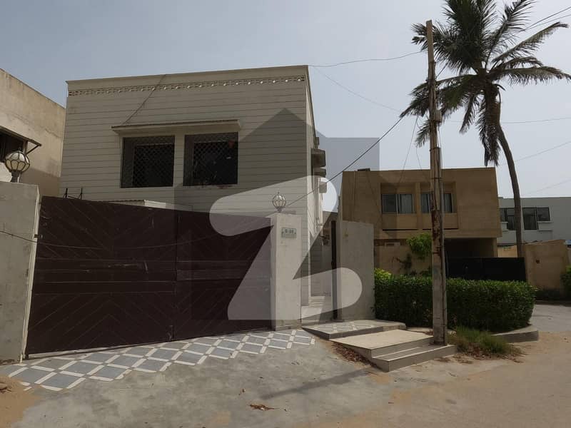 Chance deal Darakshan Villa for sale in DHA Phase 6 on reasonable price.