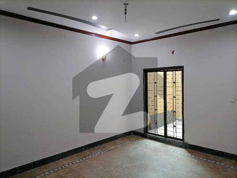 10 Marla Lower Portion For rent In The Perfect Location Of Gulshan-e-Ravi - Block A