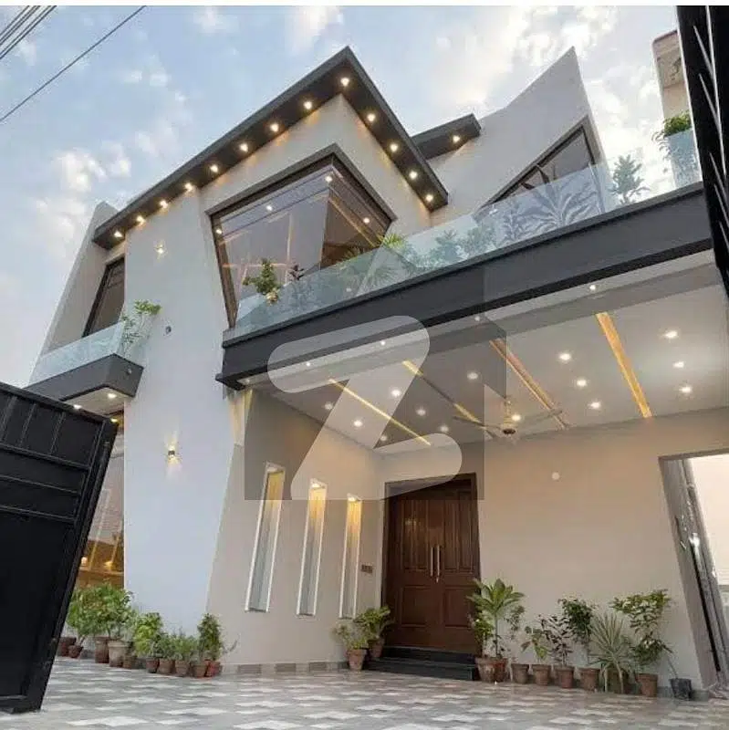10 Marla luxury designer house for rent bahria town phase 8 Rawalpindi