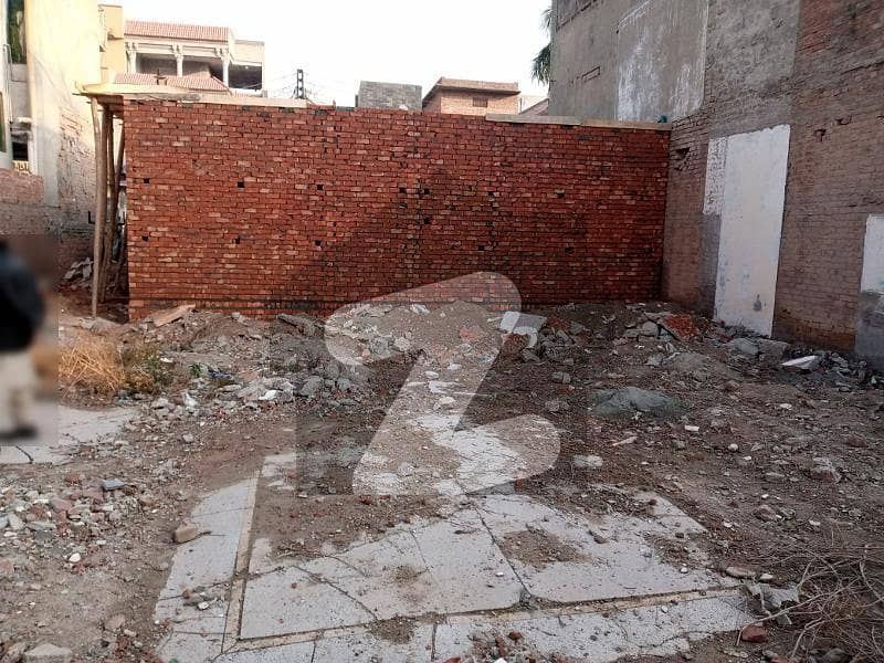 3 Marla Plot For Sale In Samanabad Lahore Prime Location