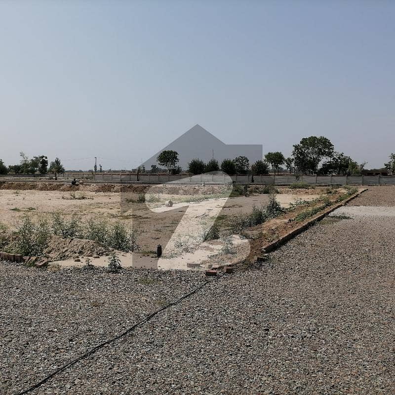 7.6 Marla Residential Plot For sale Is Available In Chak 89/6R