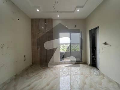 3 Marla Flat available for rent in formanites housing scheme Lahore