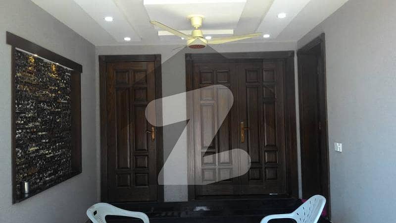 Lower Portion 8 Marla Available For Rent In Umar Block Bahria Town Lahore