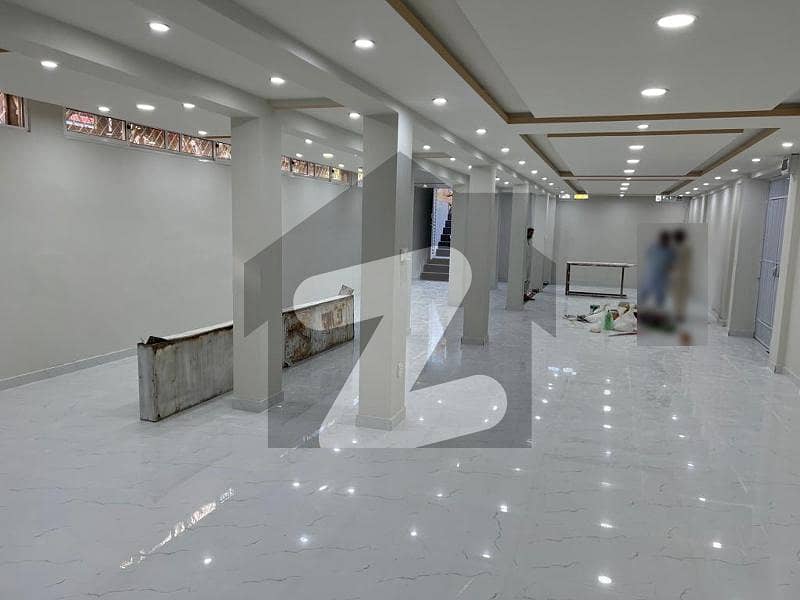 بلیو ایریا اسلام آباد میں 2 کمروں کا 4 مرلہ دفتر 2.5 لاکھ میں کرایہ پر دستیاب ہے۔
