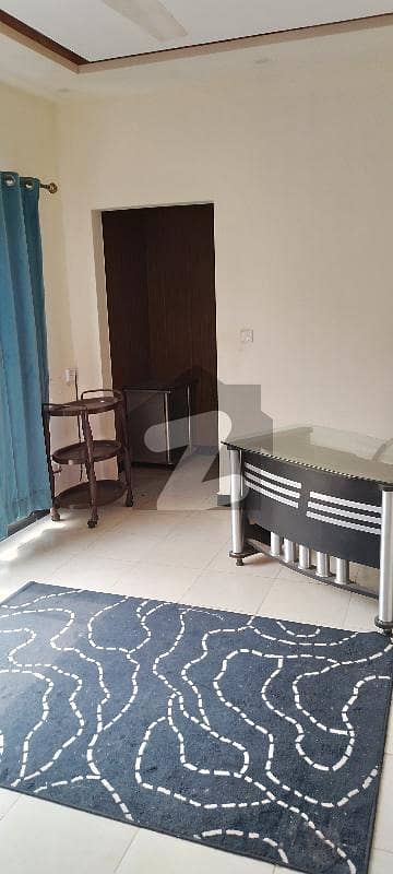 House Avaliable For Rent 
 SEC H 
06 Marla 
portion