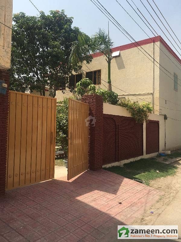 15 Marla Corner House For Sale Shah RukneAlam Colony, Multan