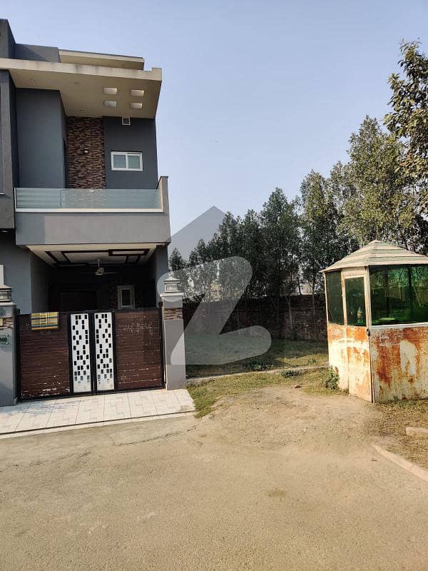 5 Marla Facing Park Double Kitchen House For Sale