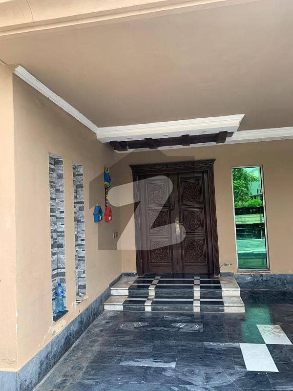 01 Kanal Lower Portion with 3Bedrooms Available for Rent At Reasonable Price in DHA Phase 6