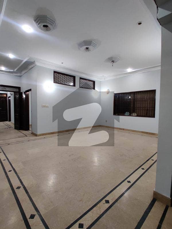 گلستانِِ جوہر ۔ بلاک 16 گلستانِ جوہر,کراچی میں 7 کمروں کا 18 مرلہ مکان 7.9 کروڑ میں برائے فروخت۔