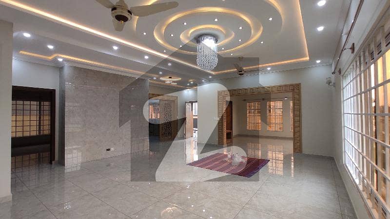 Beautifully Designed Brand New Corner House For Rent in Bahria Town.