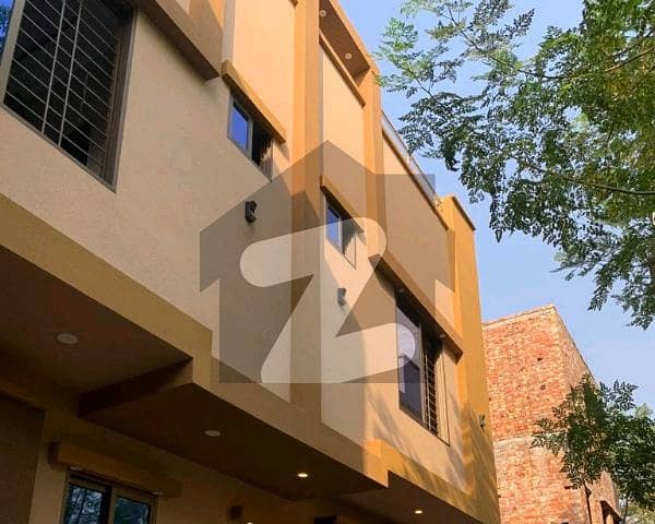 2.225 Marla House In Only Rs. 9,000,000