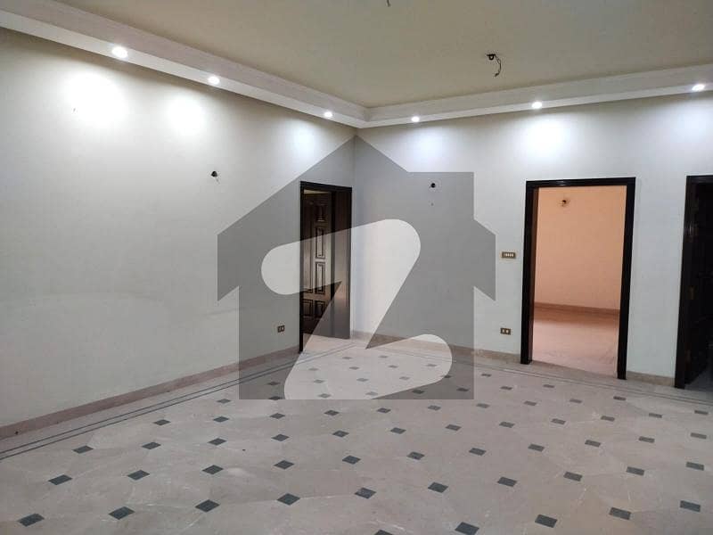 10 Kanal Bungalow For Rent Canal Road Near Kashmir Pul Faisalabad 10 Kanal Bungalow For Rent Canal Road Near Kashmir Pul Faisalabad