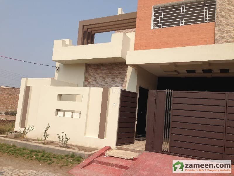 New Built Modern 5 Bedrooms House For Sale