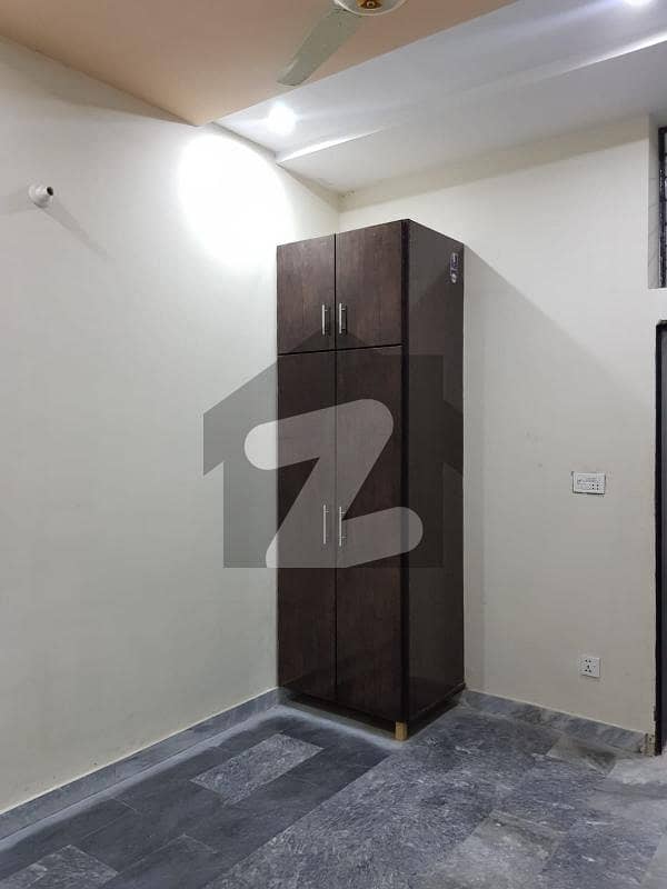 1 Bed Lounge Flat For Rent