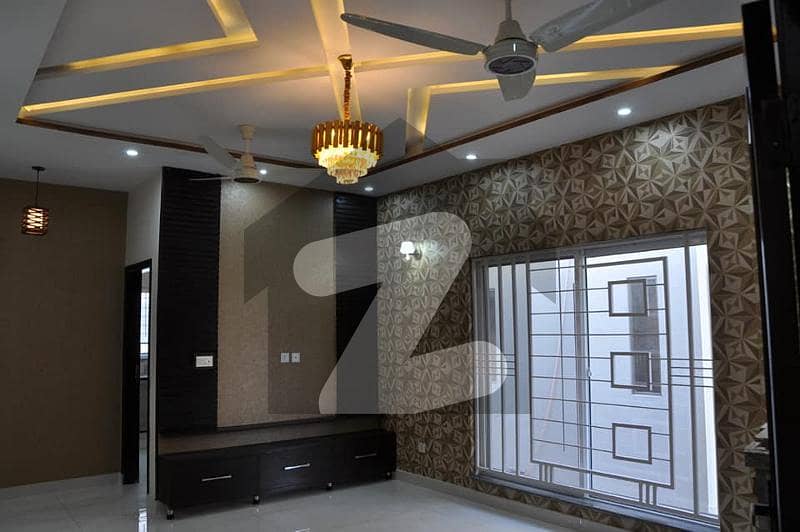 بحریہ آرچرڈ فیز 4 بحریہ آرچرڈ,لاہور میں 2 کمروں کا 3 مرلہ مکان 34.0 لاکھ میں برائے فروخت۔