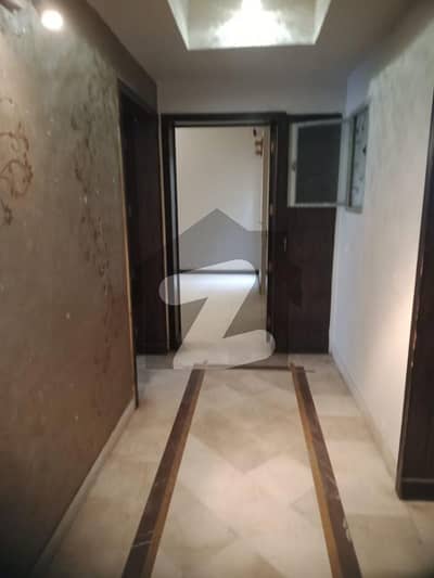 ماڈل ٹاؤن ۔ بلاک کے ماڈل ٹاؤن,لاہور میں 5 کمروں کا 1 کنال مکان 9.0 کروڑ میں برائے فروخت۔