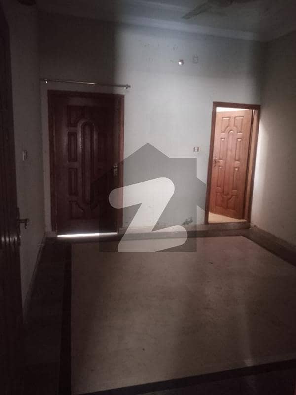 غوری ٹاؤن فیز 2 غوری ٹاؤن,اسلام آباد میں 2 کمروں کا 5 مرلہ مکان 28.0 ہزار میں کرایہ پر دستیاب ہے۔