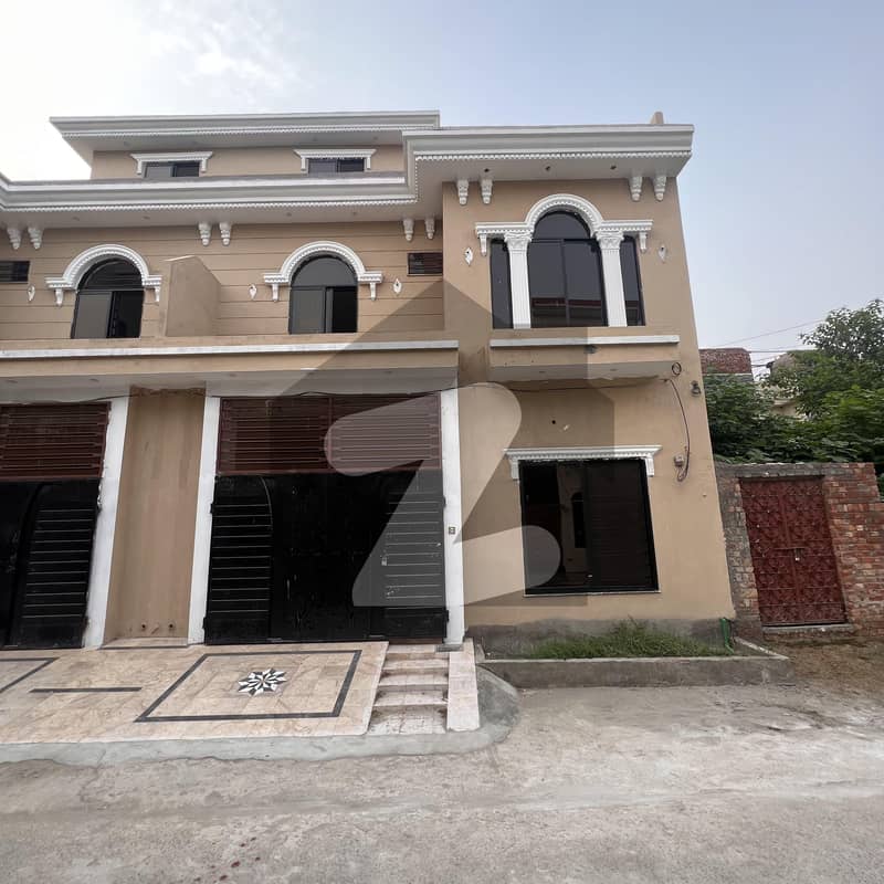 الرحمان گارڈن فیز 4 الرحمان گارڈن,لاہور میں 5 کمروں کا 5 مرلہ مکان 1.5 کروڑ میں برائے فروخت۔