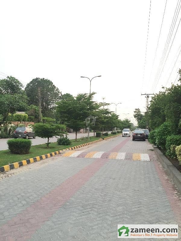 Independent And Separate Upper Portion For Rent In Canal View Lahore