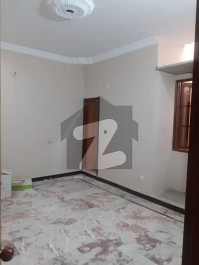 300sq yd 2nd floor portion in g-e-jamal