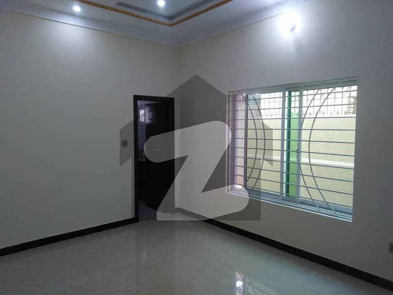 7 Marla House Available For rent In Satellite Town - Block E