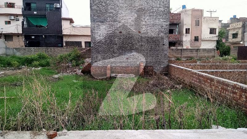 Looking For A Residential Plot In Nadirabad