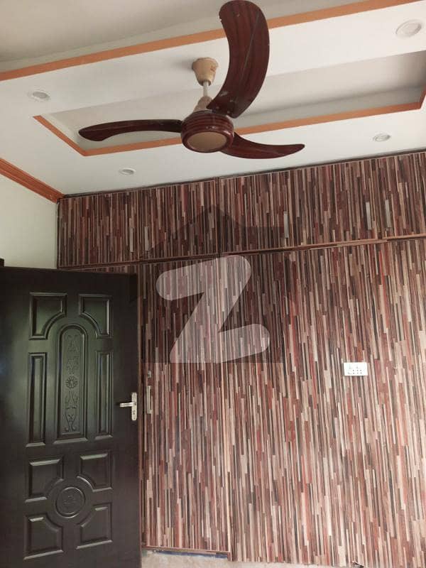 ایڈن ریزیڈینشیا ایڈن لاہور میں 2 کمروں کا 5 مرلہ بالائی پورشن 27 ہزار میں کرایہ پر دستیاب ہے۔