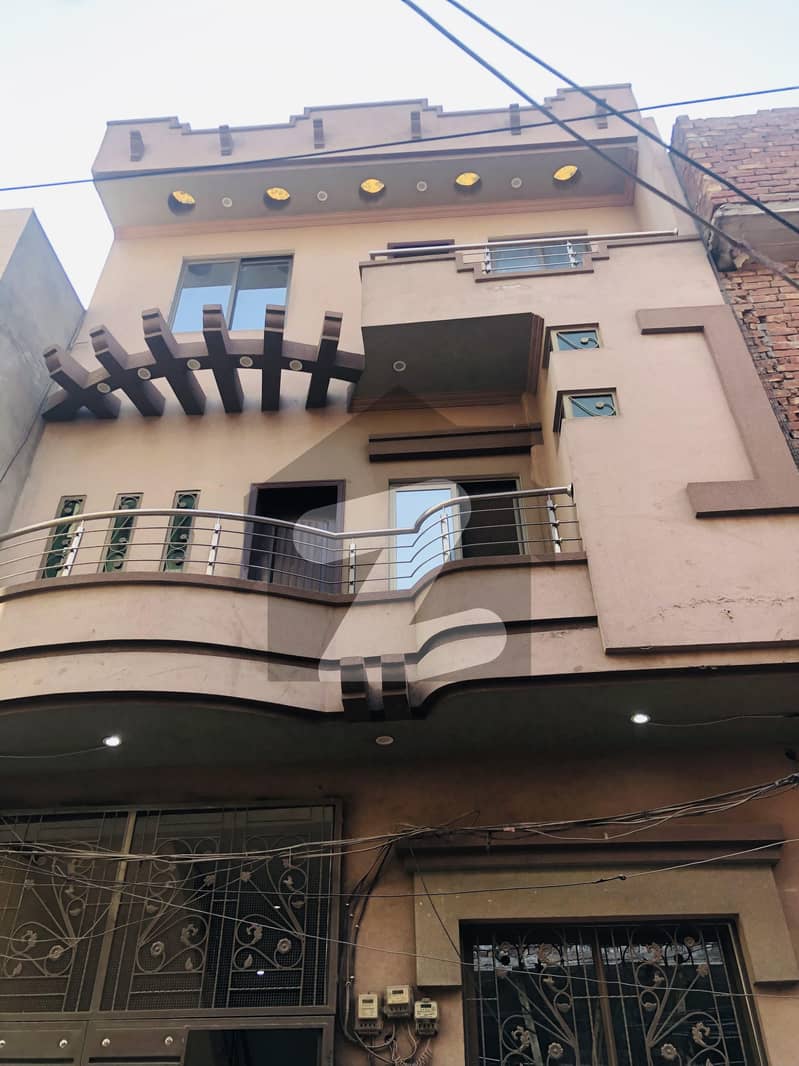 Madina estate offers 5 merla half triple story house for rent