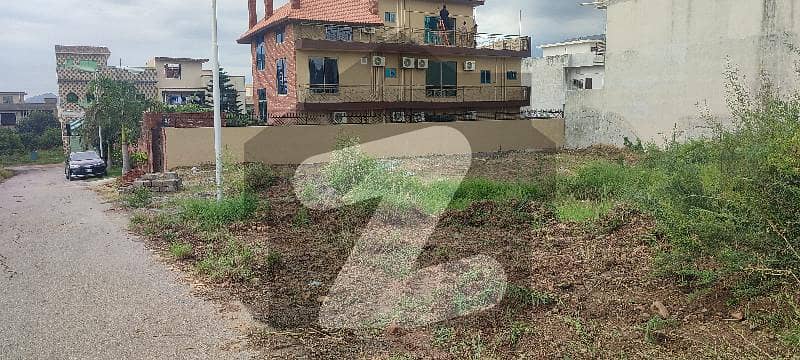 30*70 Level Beautiful Plot In D Block Ready To Built