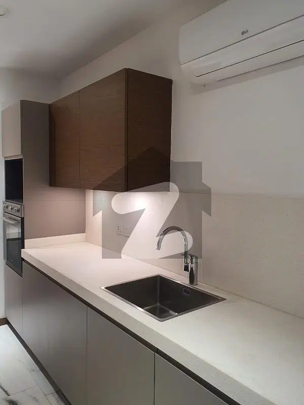 3 Bed-room 2200 Sq. ft Apartment For Rent In Gulberg
