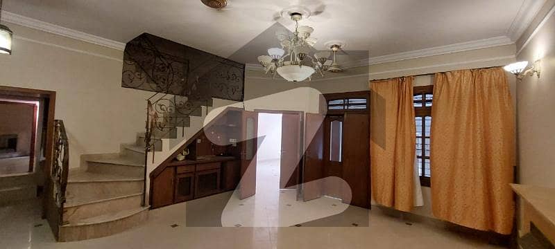 Prime Location 10 Marla House For sale In Rs. 38,000,000 Only