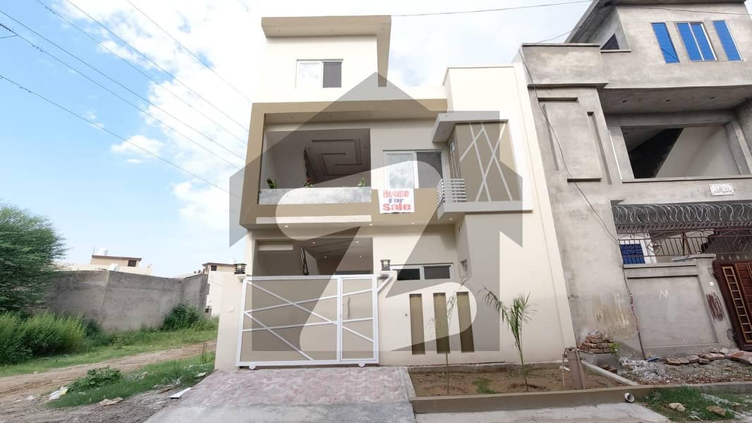 صنوبر سٹی اڈیالہ روڈ,راولپنڈی میں 4 کمروں کا 5 مرلہ مکان 1.5 کروڑ میں برائے فروخت۔