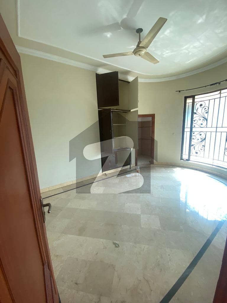 10 Marla Lower Portion For Rent In Citi Housing Society