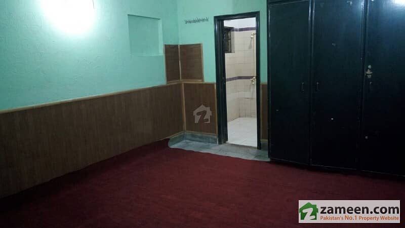 New Muslim Town Upper Portion Available For Rent - For Family