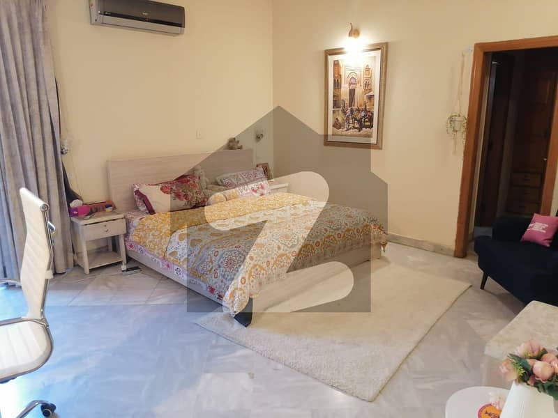 House In F-11/3 For sale House In F-11/3 For sale