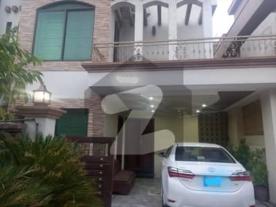10 Marla Upper Portion Available For Rent In Bahria Towon Phas 3