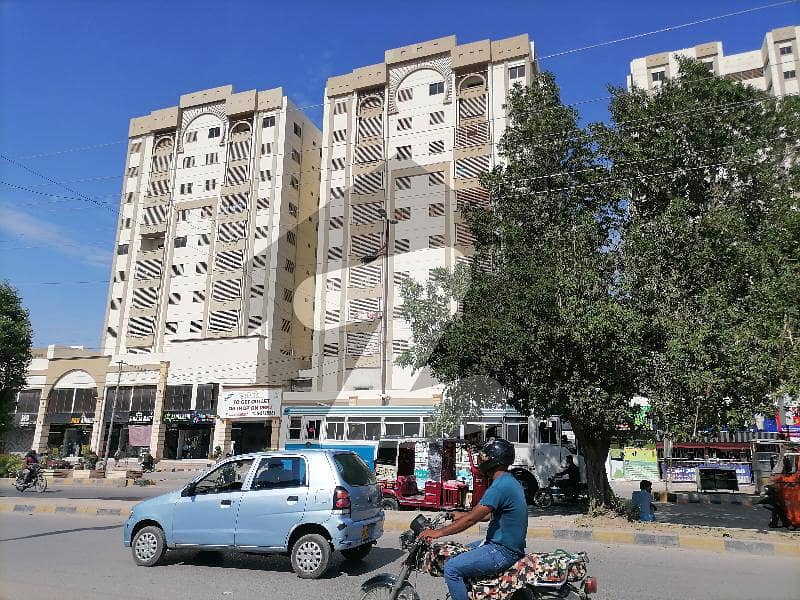 Flat Of 850 Square Feet For sale In Gulistan-e-Jauhar - Block 5