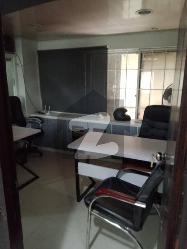 1500 Square Feet Office In Gulistan-e-Jauhar - Block 15 For rent