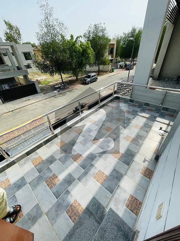 10 Marla New House For Sale In Tipu Sultan Block Bahria Town Lahore