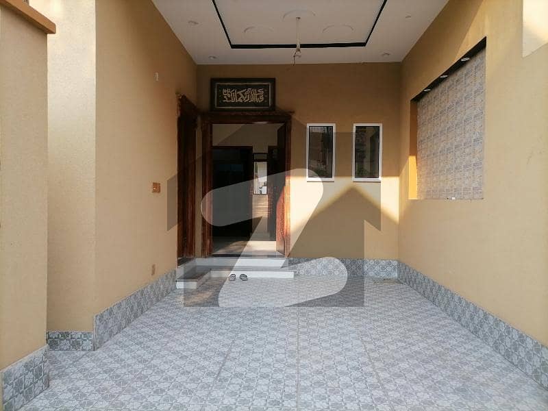 Ideal 1125 Square Feet House Available In Ghous Garden - Phase 4, Lahore
