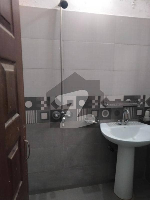 300 SCARE FOOT FAMILY FALT AVAILABLE FOR RENT IN JUBIEEL TOWN