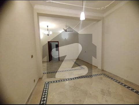 4 bedrooms Renovated House For Rent in G11