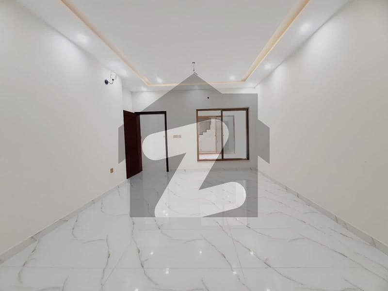 آرکیٹیکٹس انجنیئرز ہاؤسنگ سوسائٹی لاہور میں 6 کمروں کا 6 مرلہ مکان 2.25 کروڑ میں برائے فروخت۔