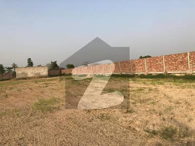 7 Industrial Land Near HAMEED LATIF HOSPITAL