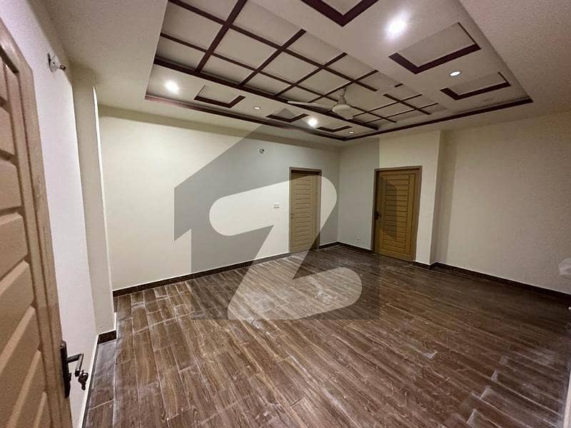 Dc Colony Chanab Block Flat For Rent