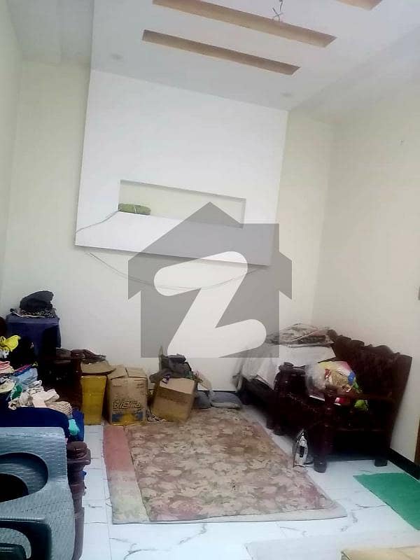 گلبرگ ویلی فیصل آباد میں 4 کمروں کا 2 مرلہ مکان 70.0 لاکھ میں برائے فروخت۔