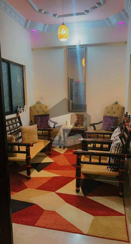 اَپر غزری غِزری,کراچی میں 2 کمروں کا 3 مرلہ فلیٹ 55.0 لاکھ میں برائے فروخت۔